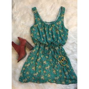 Floral green short dress